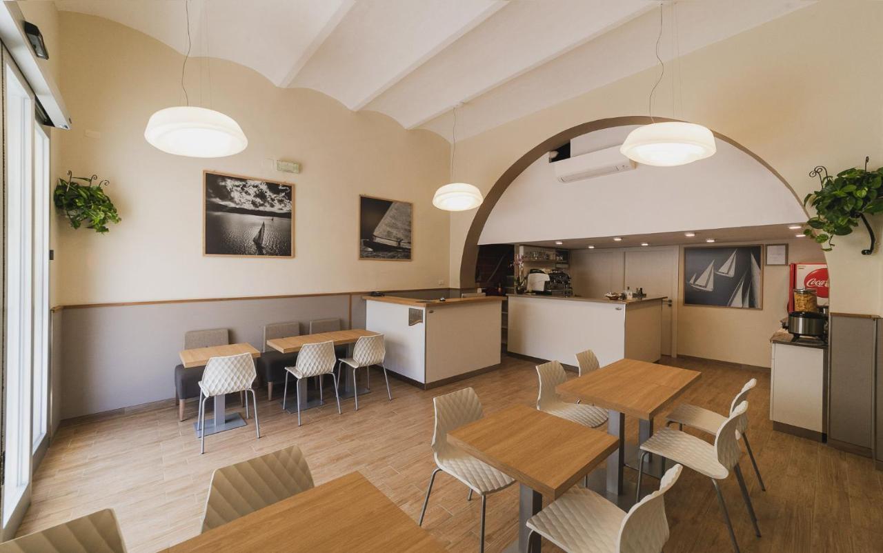 Hotel Alfiero Porto Santo Stefano  Extérieur photo
