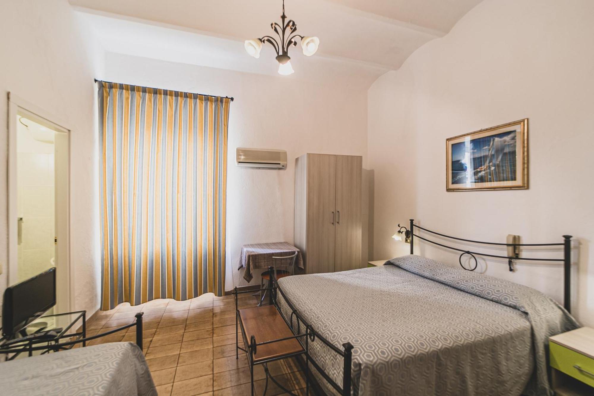 Hotel Alfiero Porto Santo Stefano  Chambre photo